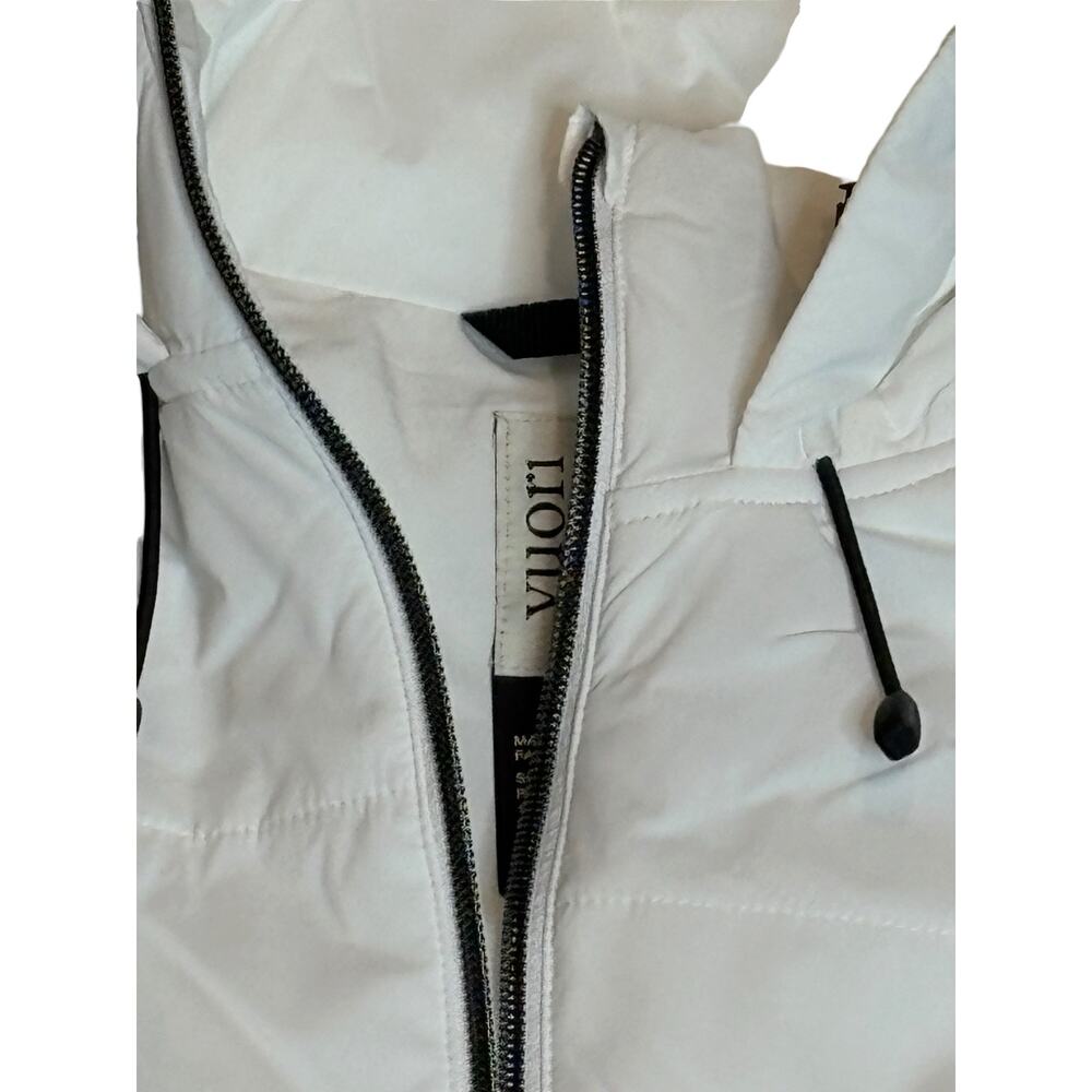 Vuori Chilled Out Full Zip Insulated Jacket XS White PrimaLoft Hooded NWT - Picture 6 of 9
